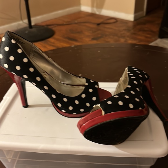 Size 7 Rampage, black white and red polka dot heels - Picture 2 of 6